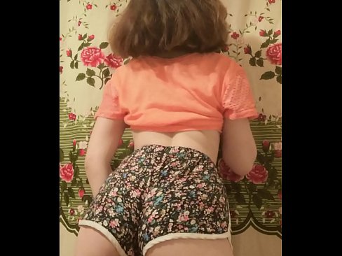 ❤️ सेक्सी जवान बेब क्यामेरामा उनको शर्ट्स फुकाल्दै ❤❌  सेक्स  ❤